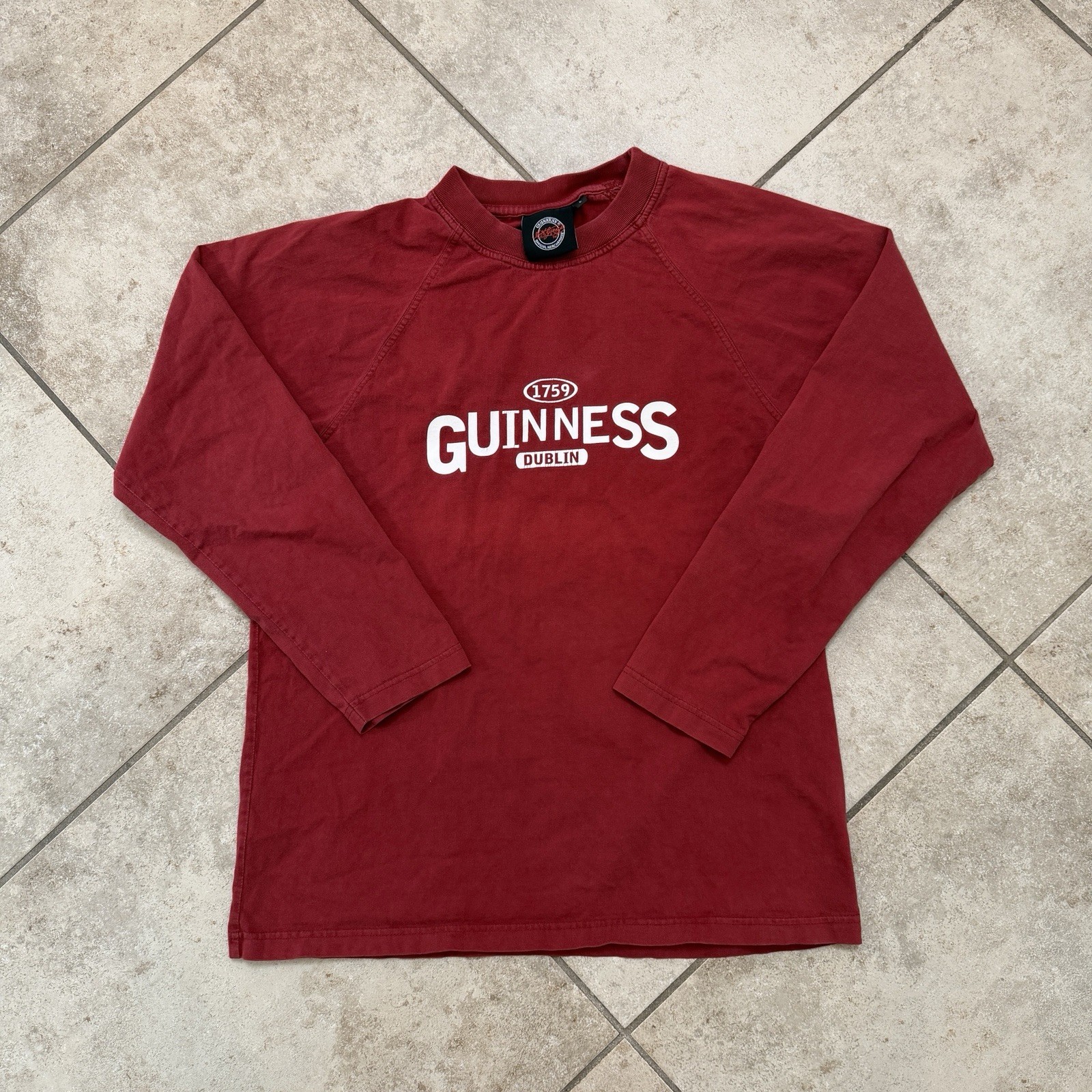 Vintage Guinness Dublin Ireland Raglan T Shirt Mens L Large Faded Red Crewneck gallery