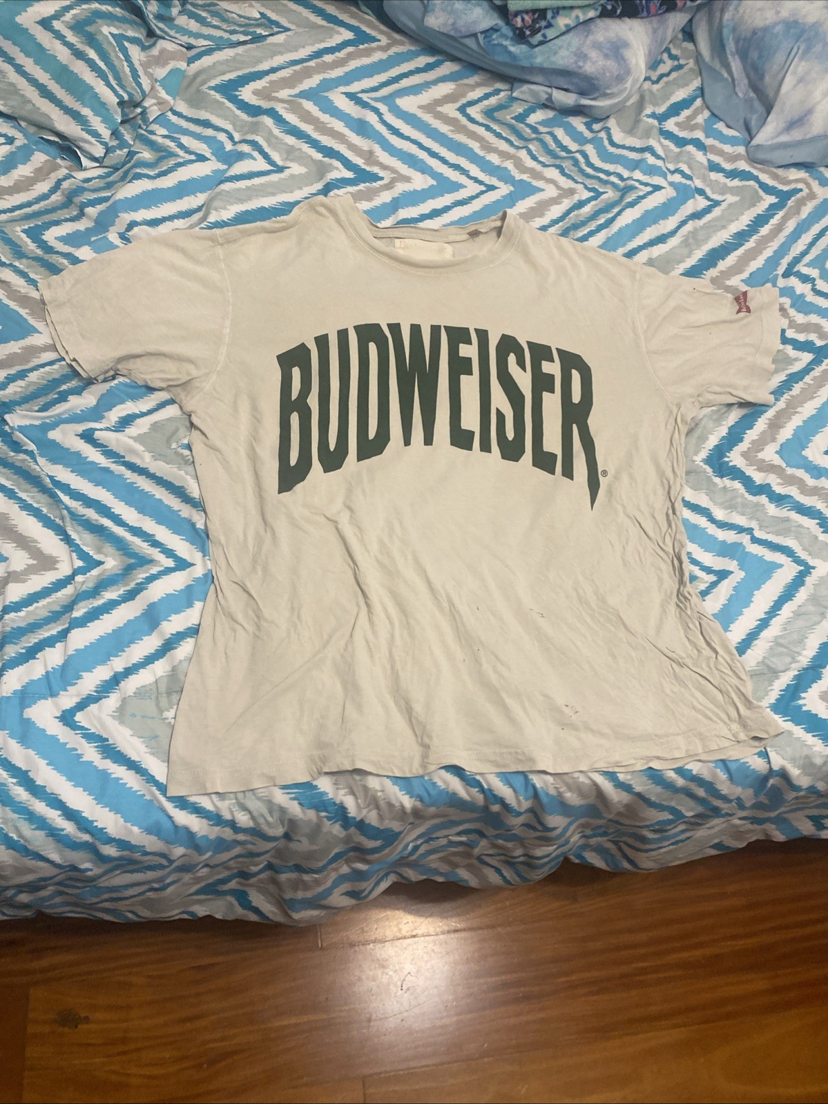 Vintage Budweiser Girl Boy Frogs Moon Beer Large T-Shirt Bud Weis Er Er Er NOS gallery