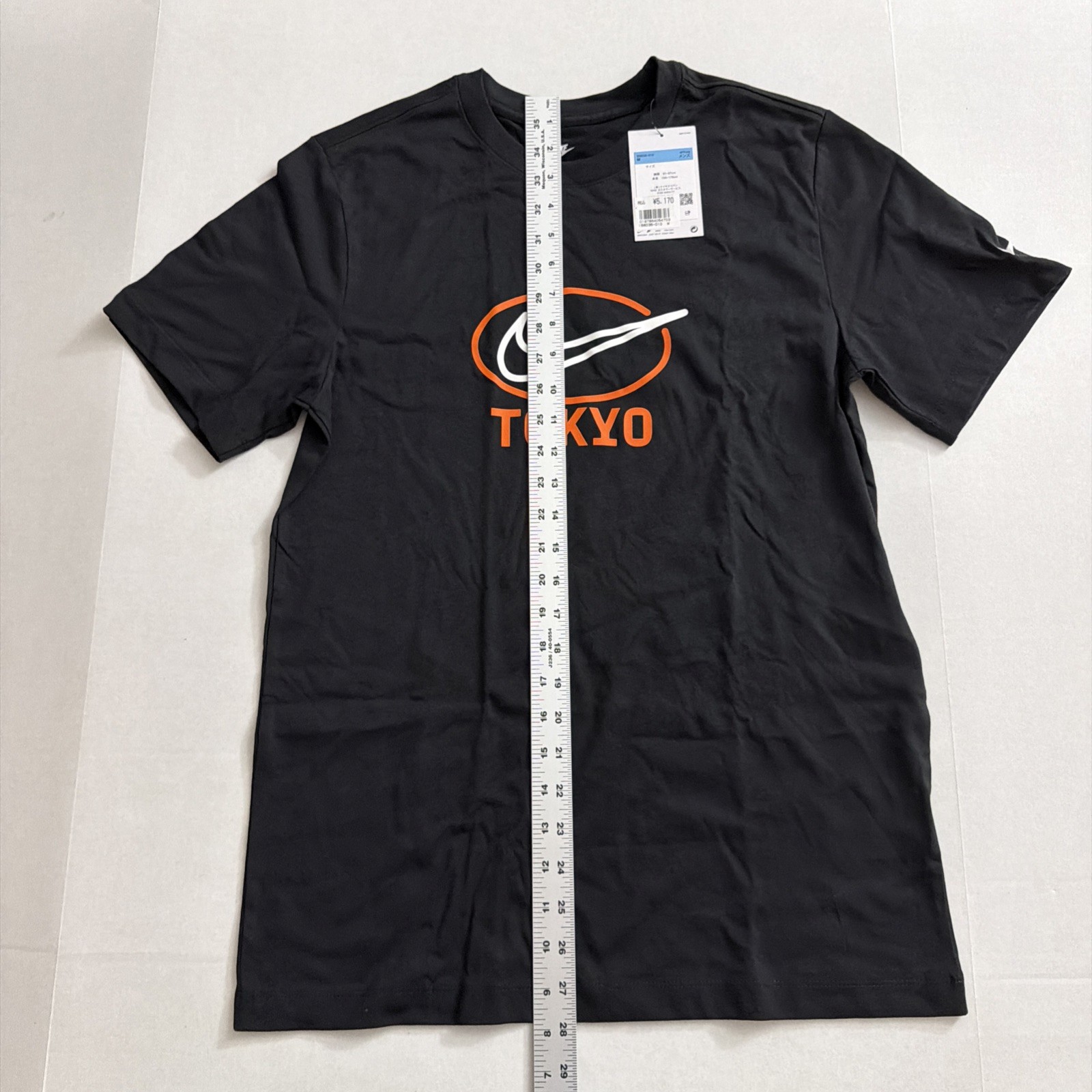 Nike Tokyo Japan Exclusive Swoosh Black Orange T Shirt Size Medium. IB8036-010 gallery