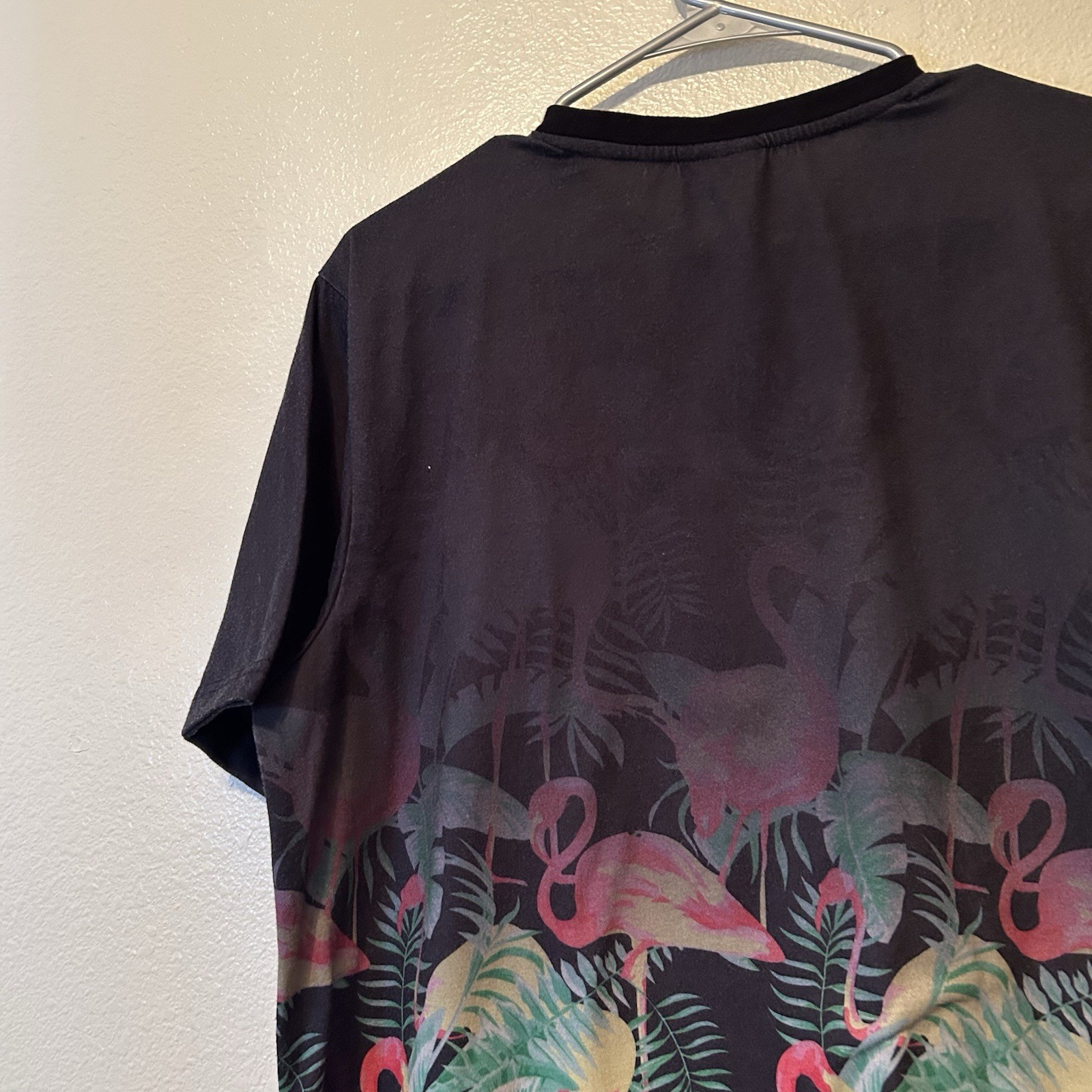 LRG Faded HOT Paradise Flamingo Summer Shirt Medium Lifted Research Group BG16 gallery