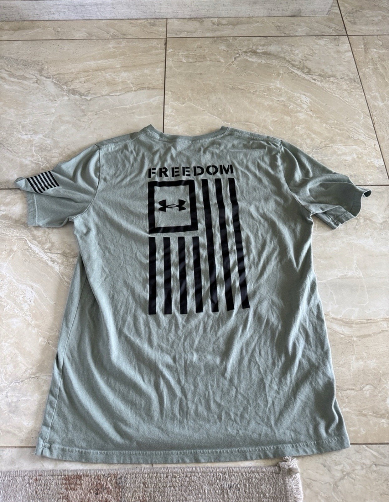 Under Armour Freedom Flag Graphic Loose Knit Cotton Crew Neck T-Shirt M Green gallery