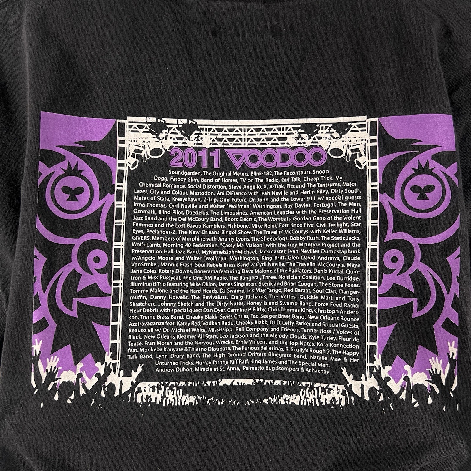 Y2K 2011 Voodoo Fest New Orleans Men's Graphic Band Rap T Shirt Black (Medium) gallery