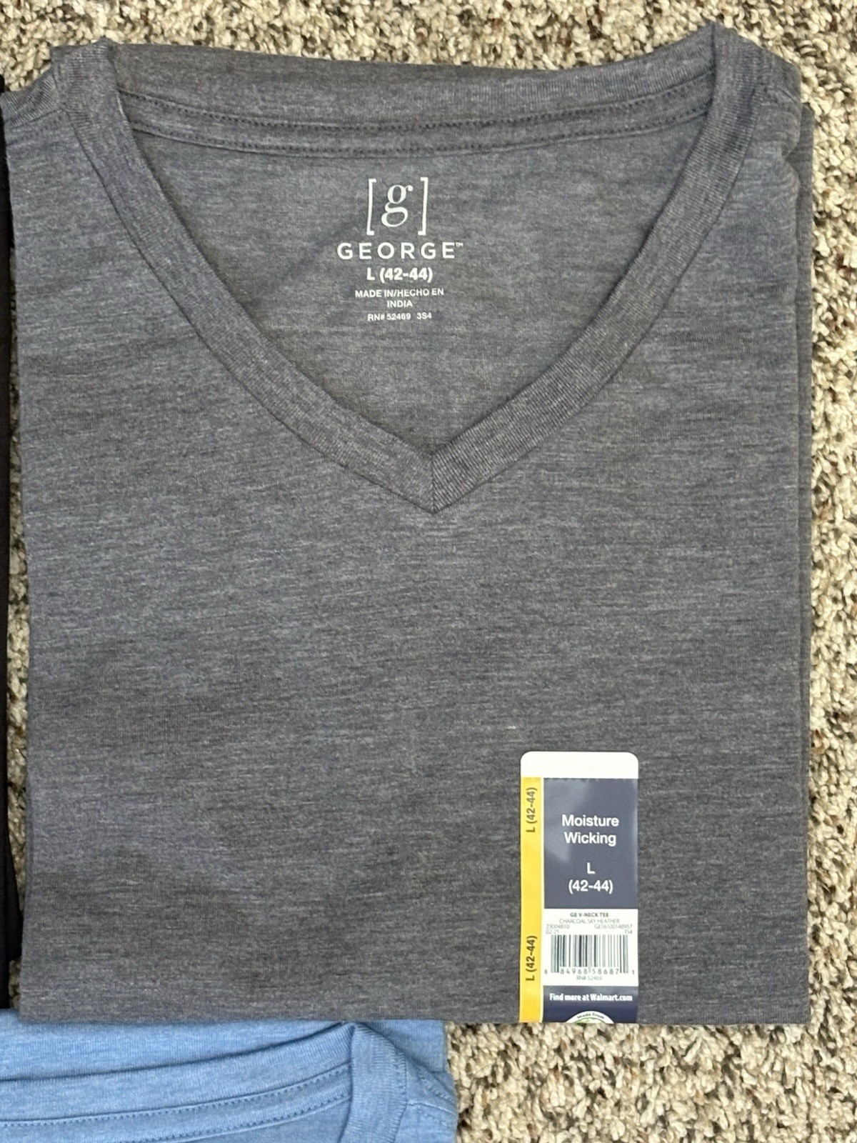 New George 3-PACK Men’s V-Neck T-shirt Tee Moisture Wicking Sz 42-44 LARGE (G1) gallery