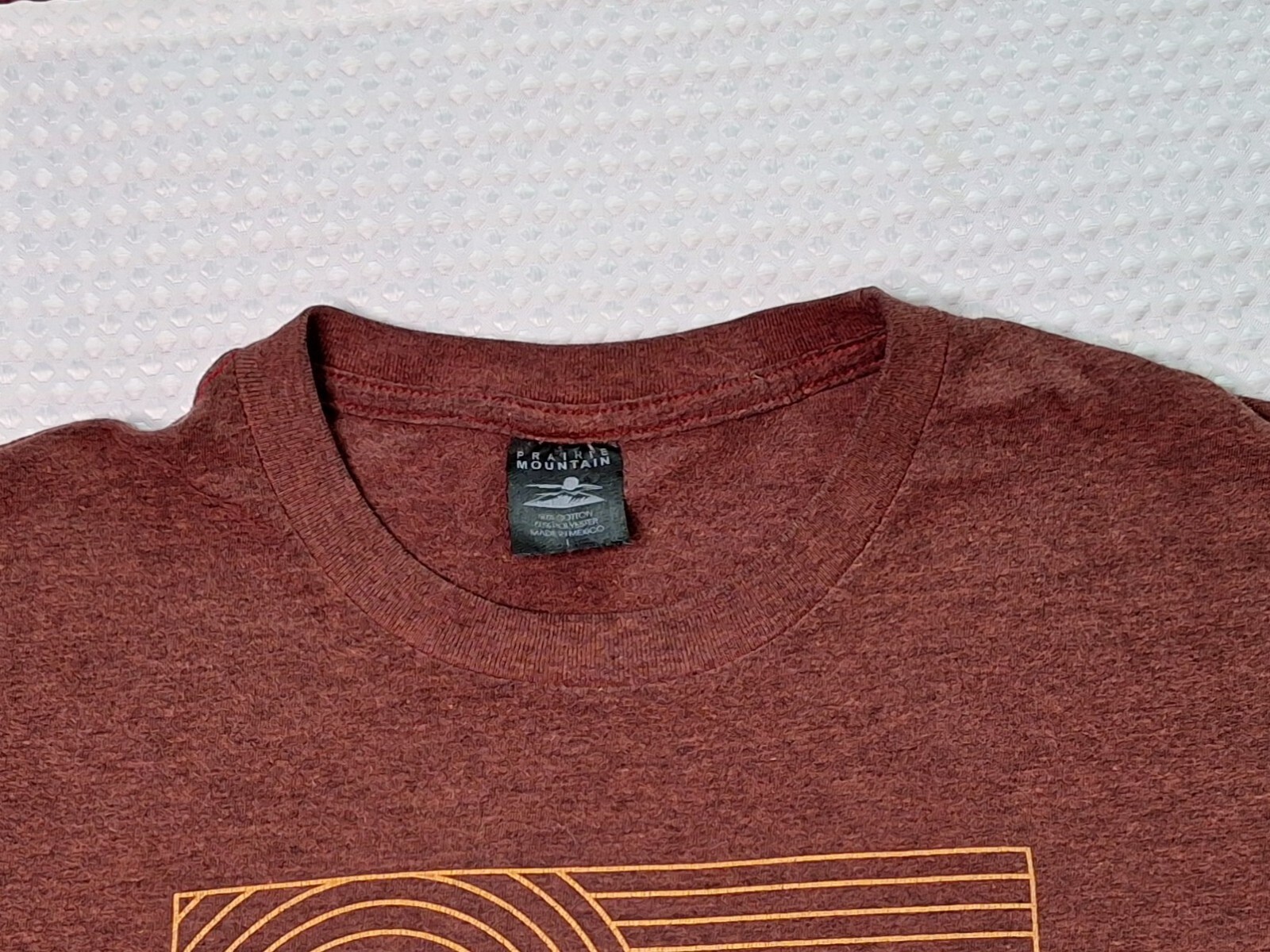 Gatlinburg Tennessee Souvenir Bear Reddish Brown T-shirt Size L Prairie Mountain gallery