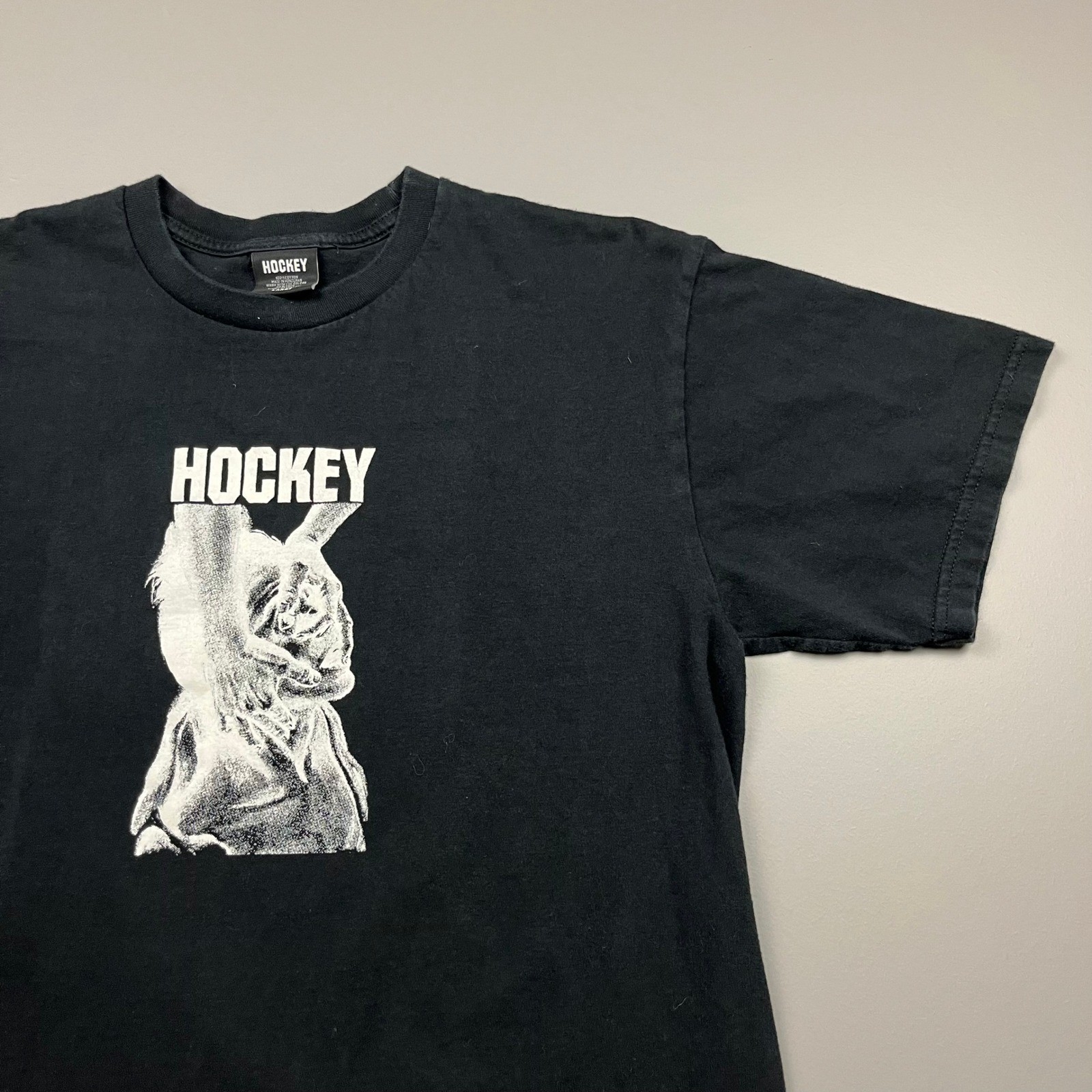 Hockey Eyes Without A Face T-Shirt Mens Large Black Graphic Skate Tee gallery