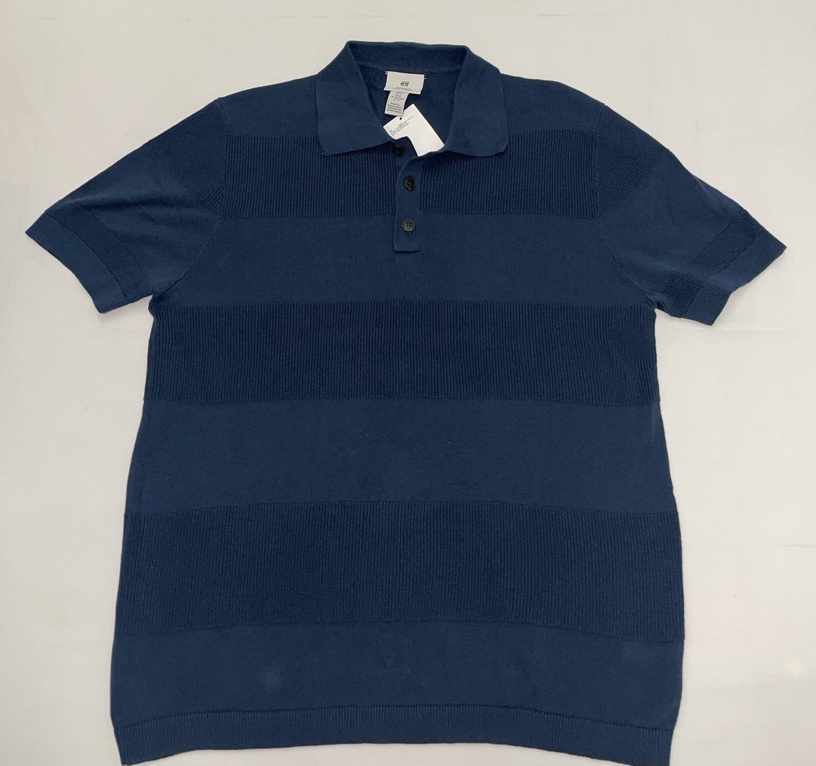 H&M Regular Fit Ribbed Polo Shirt Size Medium gallery