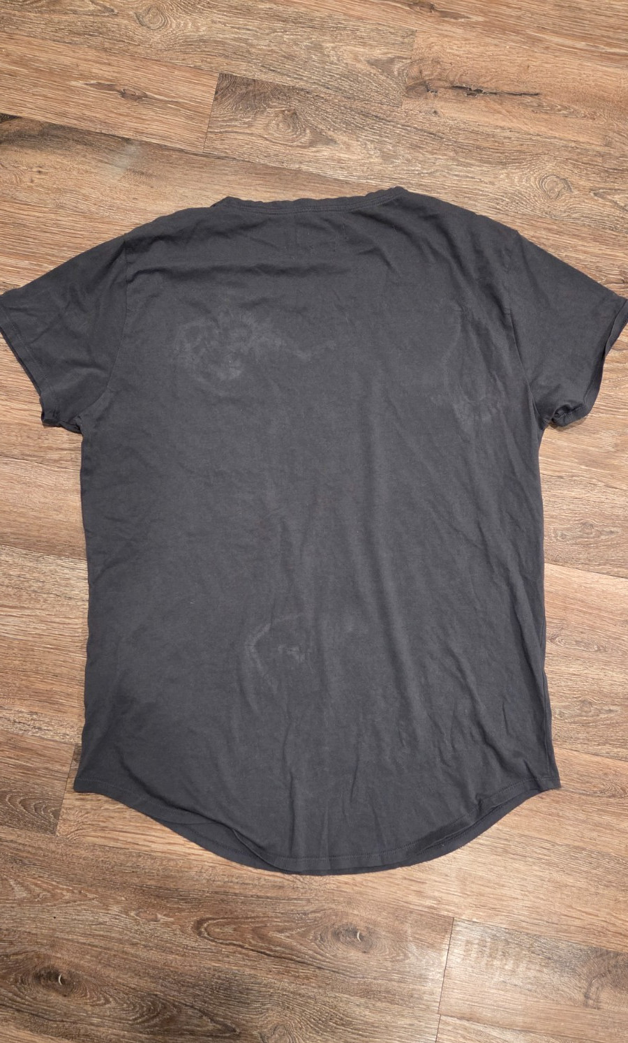 Standard/Cloth Scoop Neck Curved Hem Tee in Gray for Men - Large gallery