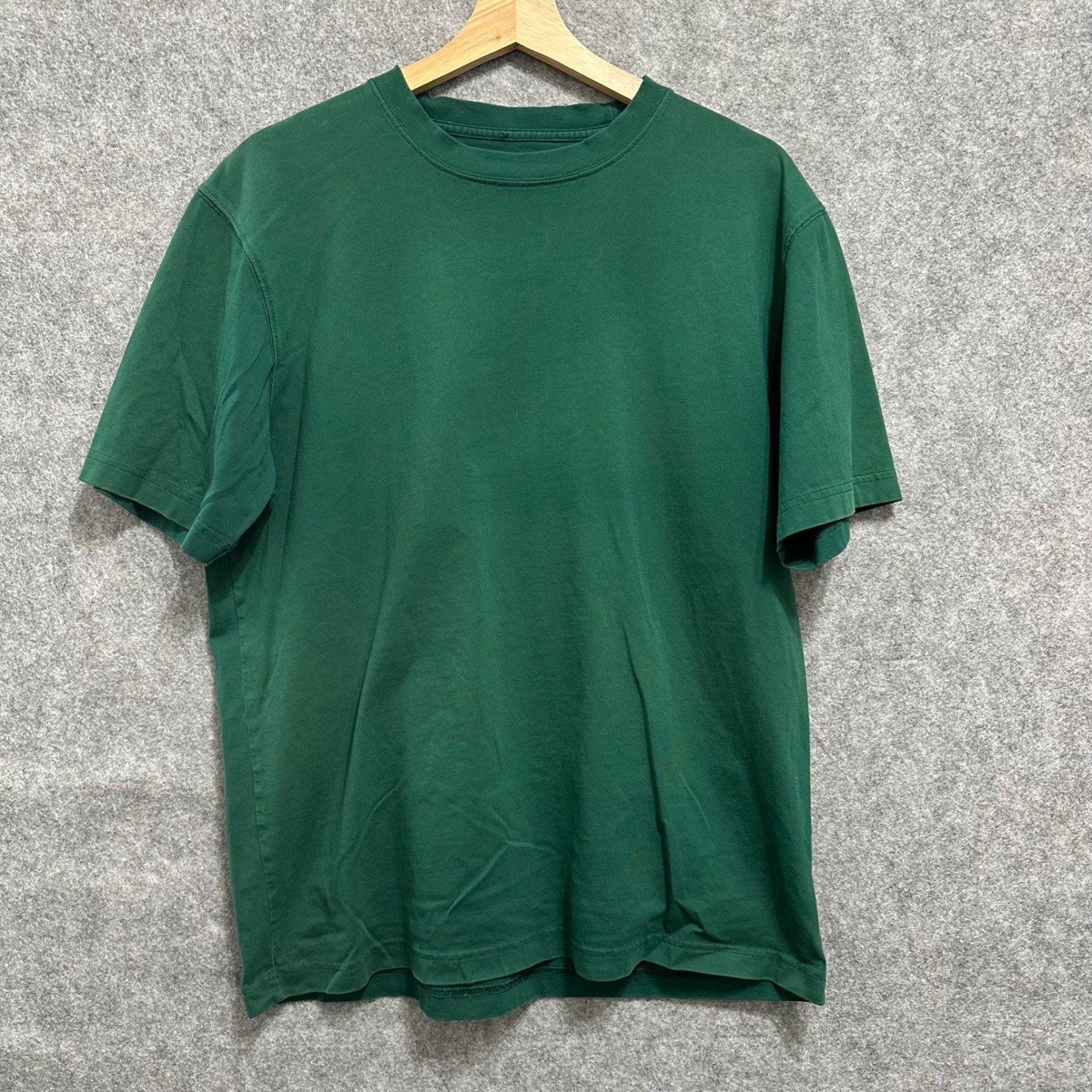 L.L. Bean T-Shirt Mens Medium Green Solid Cotton Short Sleeve Traditional Fit