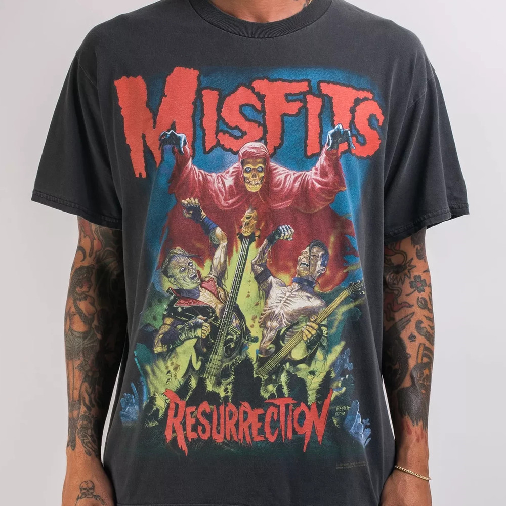 Misfits Resurrection Black Short Sleeve T Shirt Full Size S-5XL QT1082