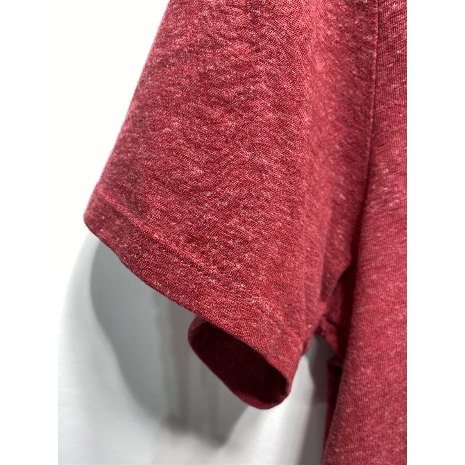 Levi’s Red Tab Semi Sheer Red Pocket T Shirt Men’s Large 42-44 gallery