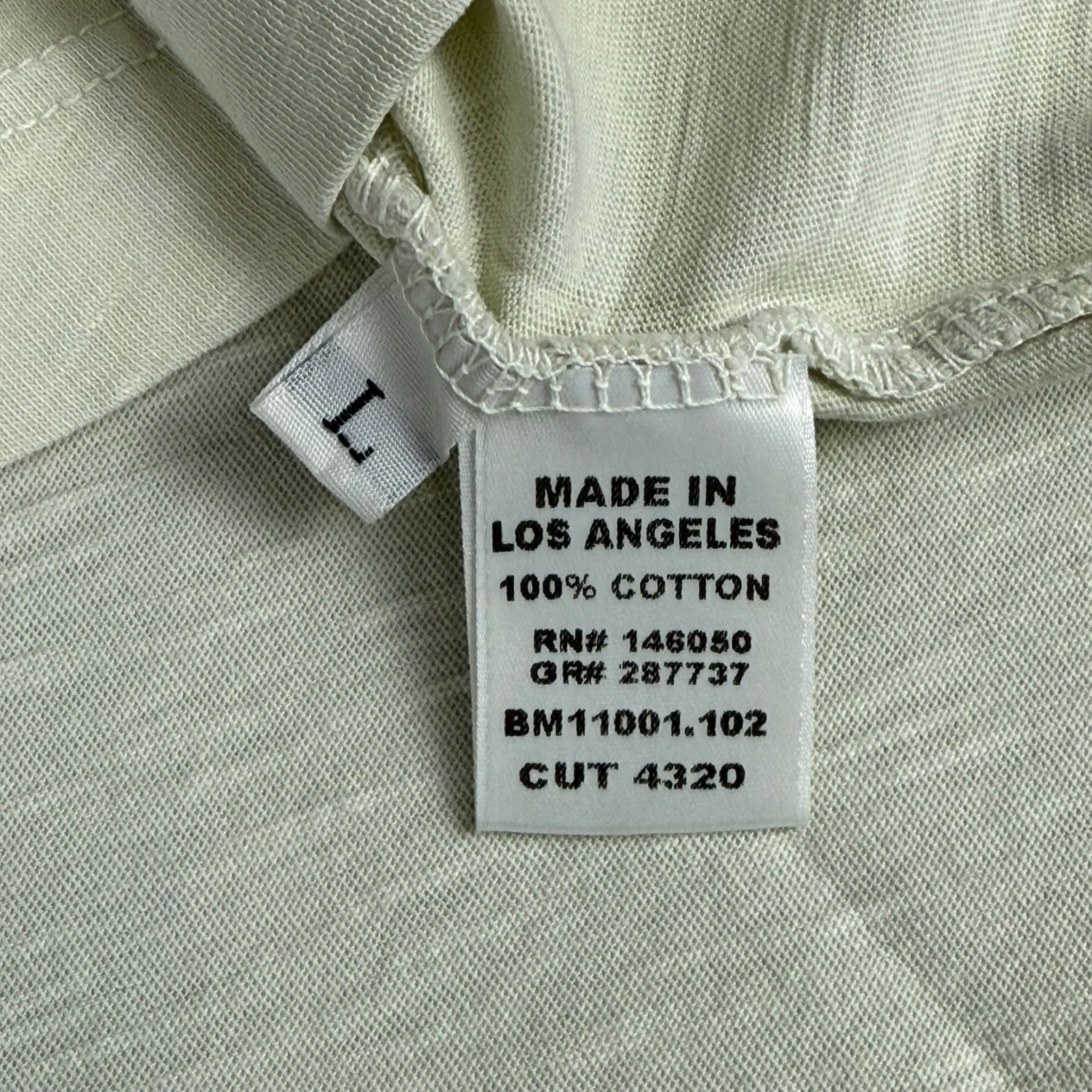 Buck Mason Venice Wash Slub Knit Curved Hem Tee Mens Large White Sand USA NWT gallery