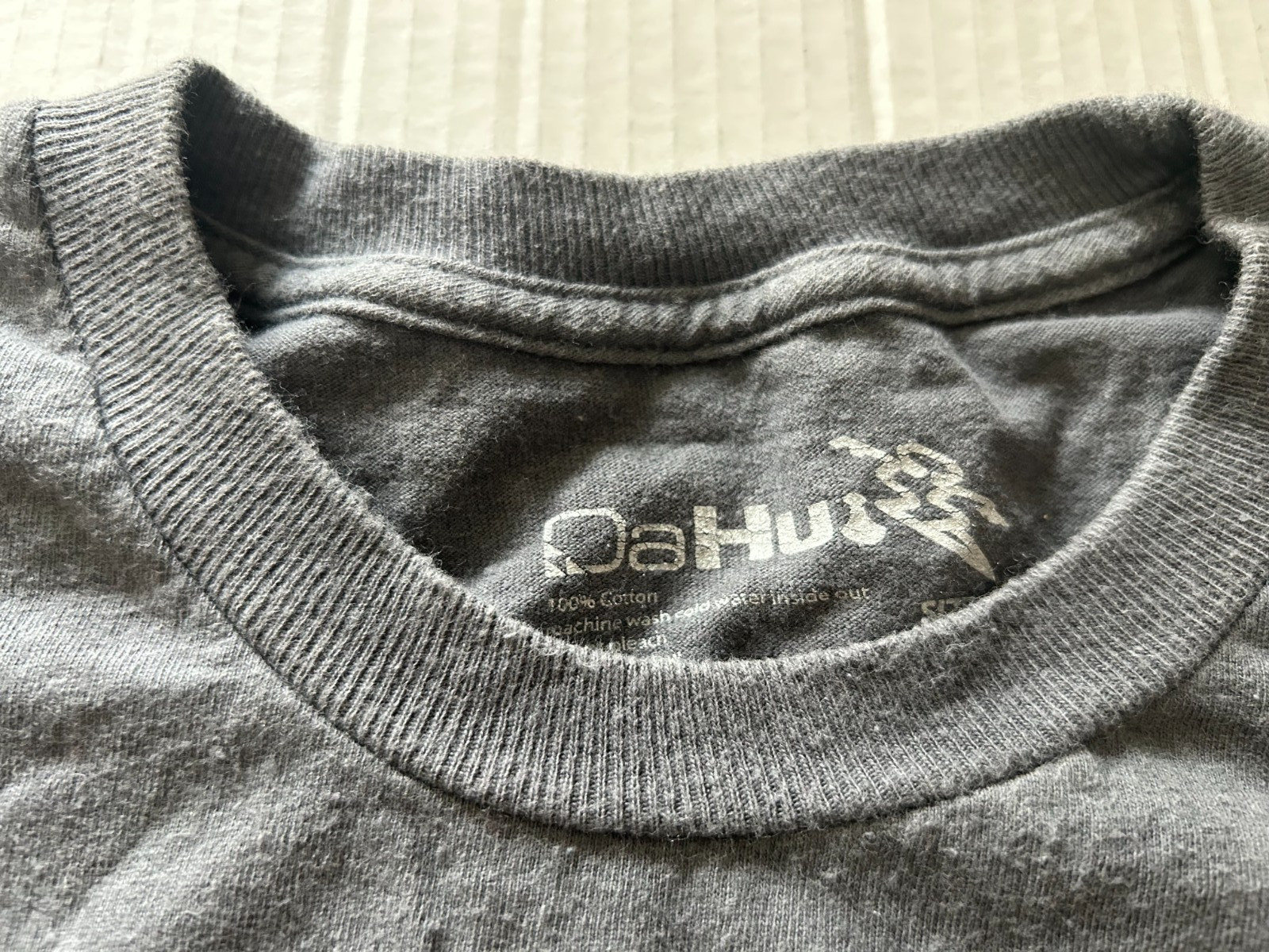 DA HUI HAWAII VINTAGE SIZE L GRAY SHORT SLEEVE T-SHIRT.SEE DESCRIPTION gallery