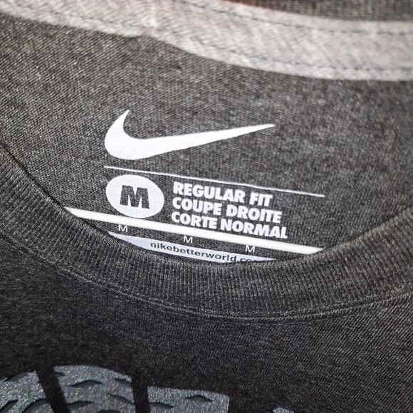NWT Nike Lace Weave Reflective Print T-Shirt Charcoal Dark Grey Heather MEDIUM gallery