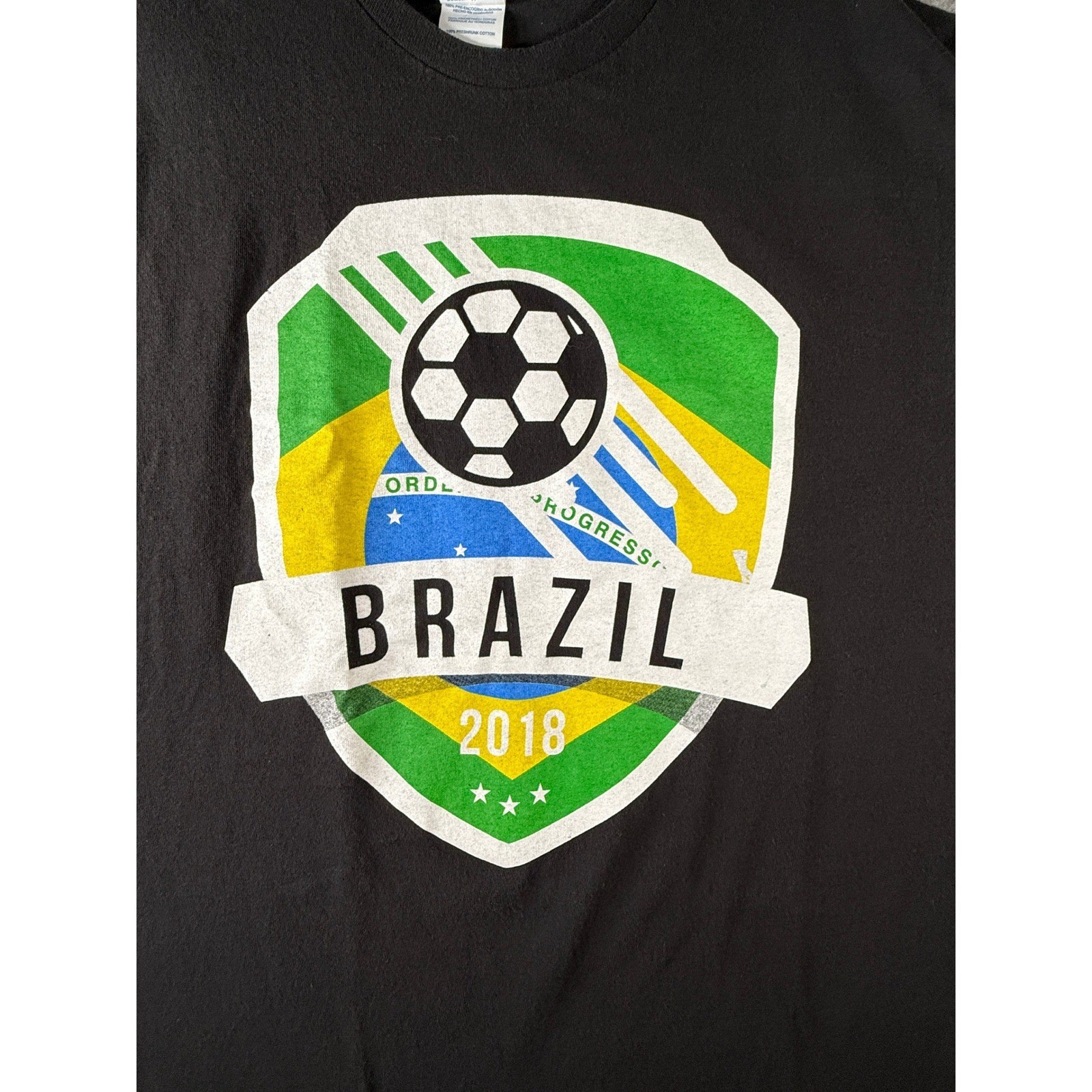Delta Pro Weight Brazil 2018 Soccer Graphic T-Shirt Black Mens Large gallery