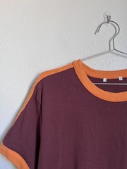 Zara Men’s Contrast Stripe Crew Neck Tee in Wine/Orange Size LARGE