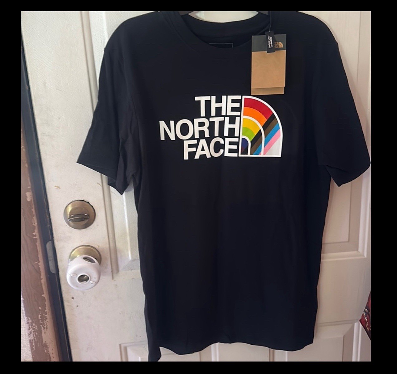 THE NORTH FACE MEN’S LIMITED EDITION SHORT SLEEVE PRIDE TEE: BLACK: NWT: SZ M gallery