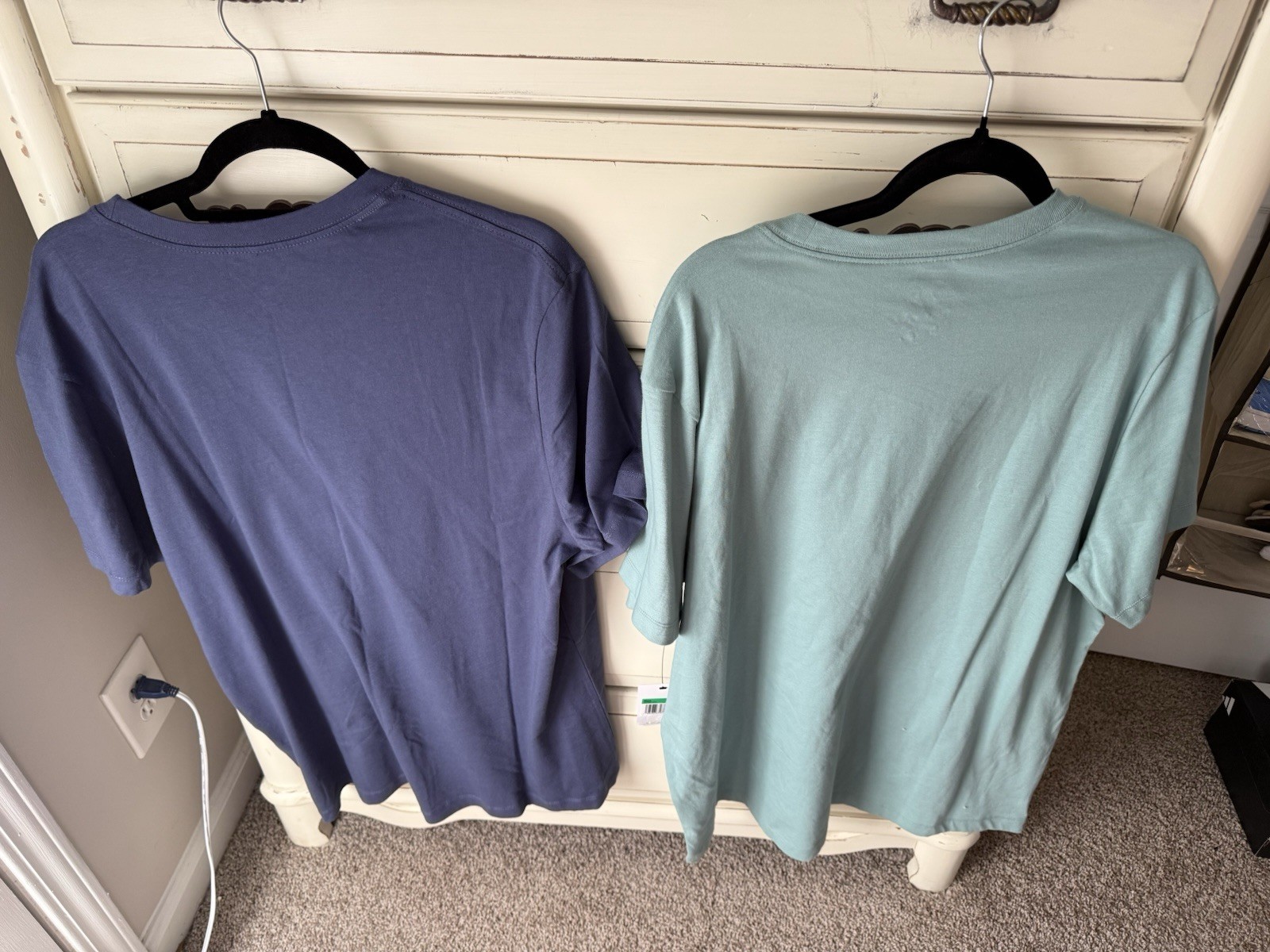 Nike The Nike Tee Men's XL purple & Green Graphic Logo Cotton Knit Crew T-Shirts gallery