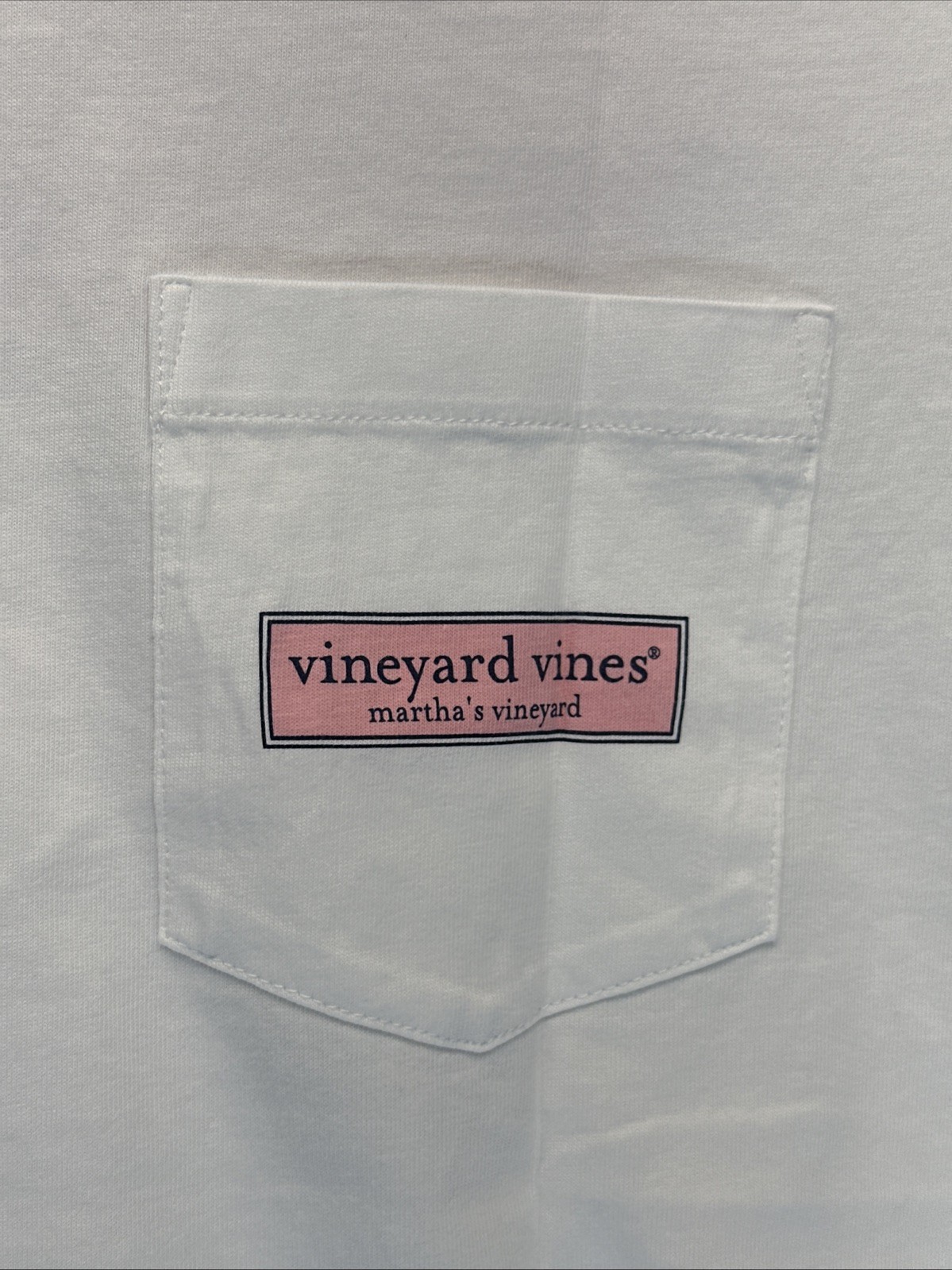 Vineyard Vines Men’s Large Classic Logo Box White Cap Pocket T Short Sleeve NWT gallery