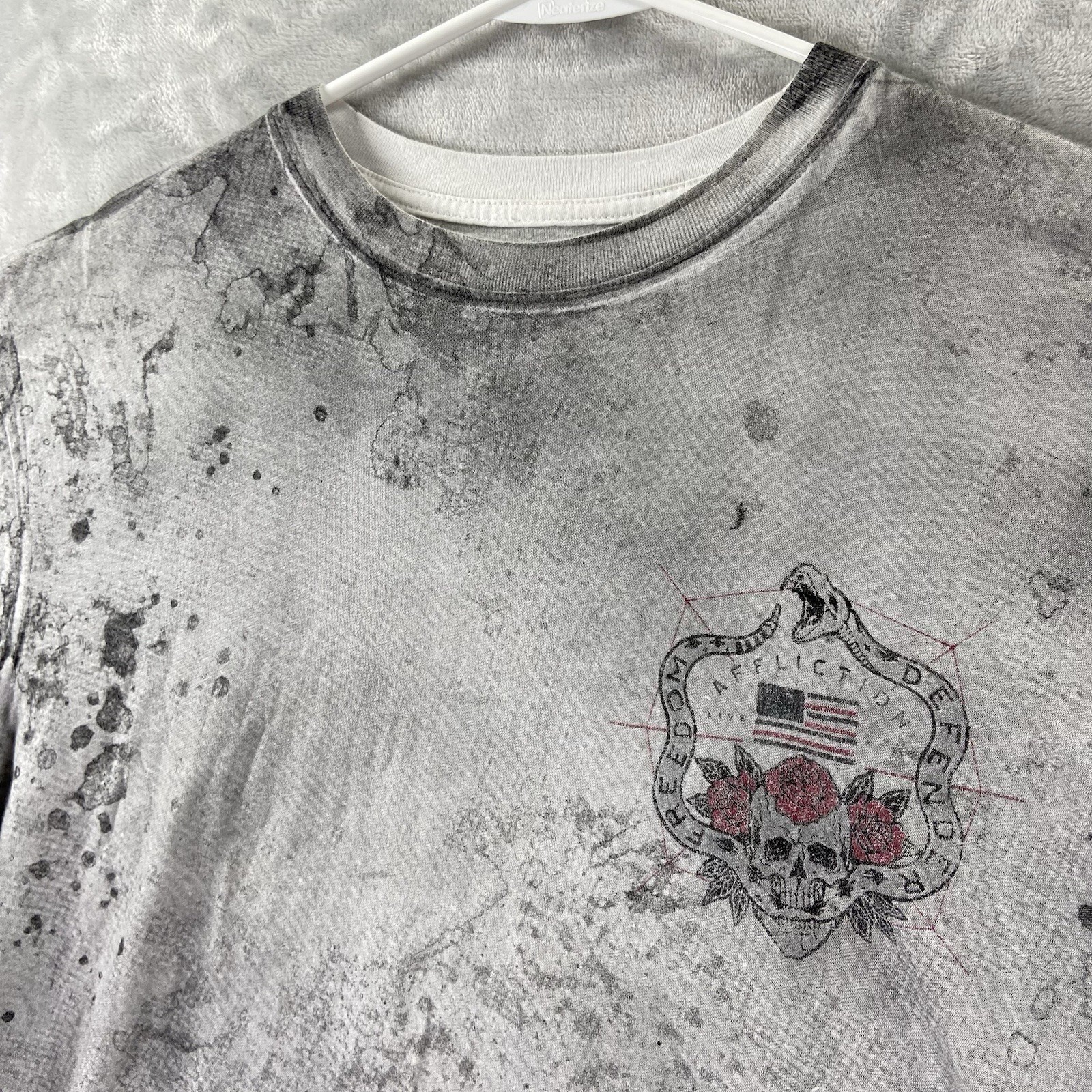 Affliction T-Shirt men's Large Graphic Tee Skull Roses Y2K Crew Neck Tattoo Art gallery