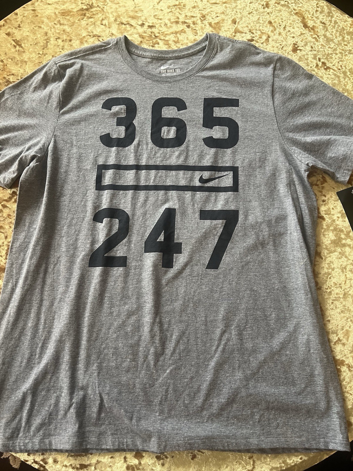Nike The Nike Tee Men's Athletic Fit Gray Graphic Print Crew Neck XL 891949-063 gallery