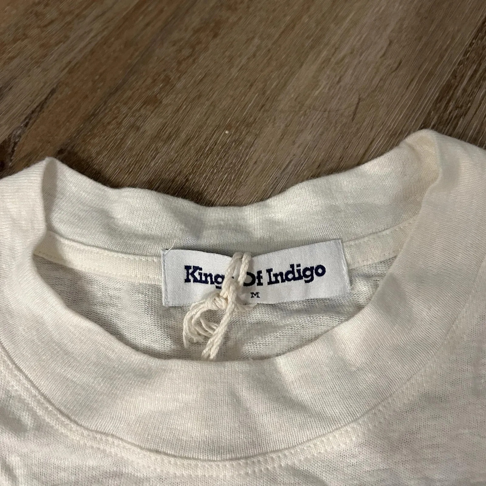 Kings Of Indigo Shirt Men's Medium White Penda Pocket Tee Cloud Dancer Crewneck gallery