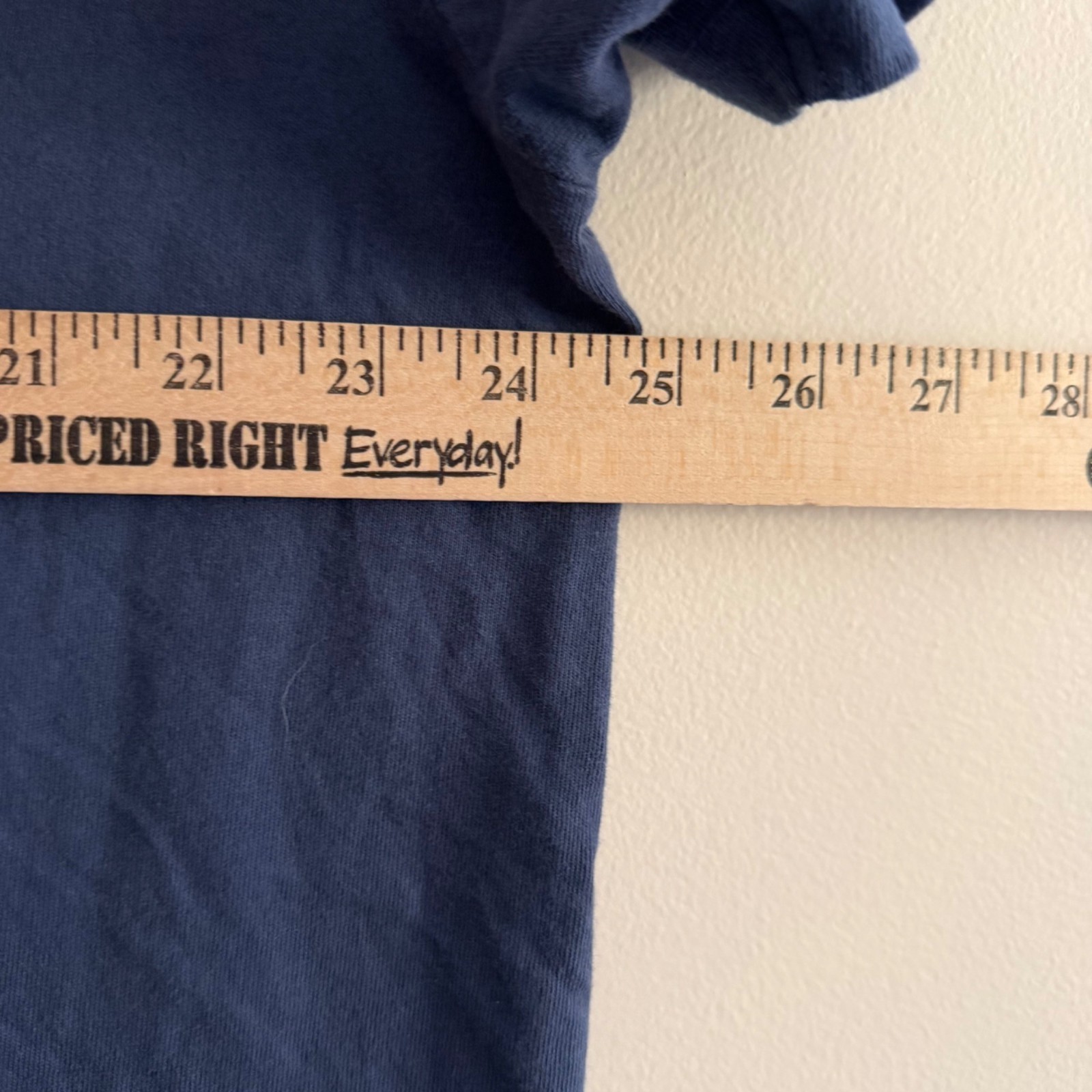 Life Is Good Mens Crusher TShirt Holy Guacamole Avacado Shirt Size XL Navy gallery