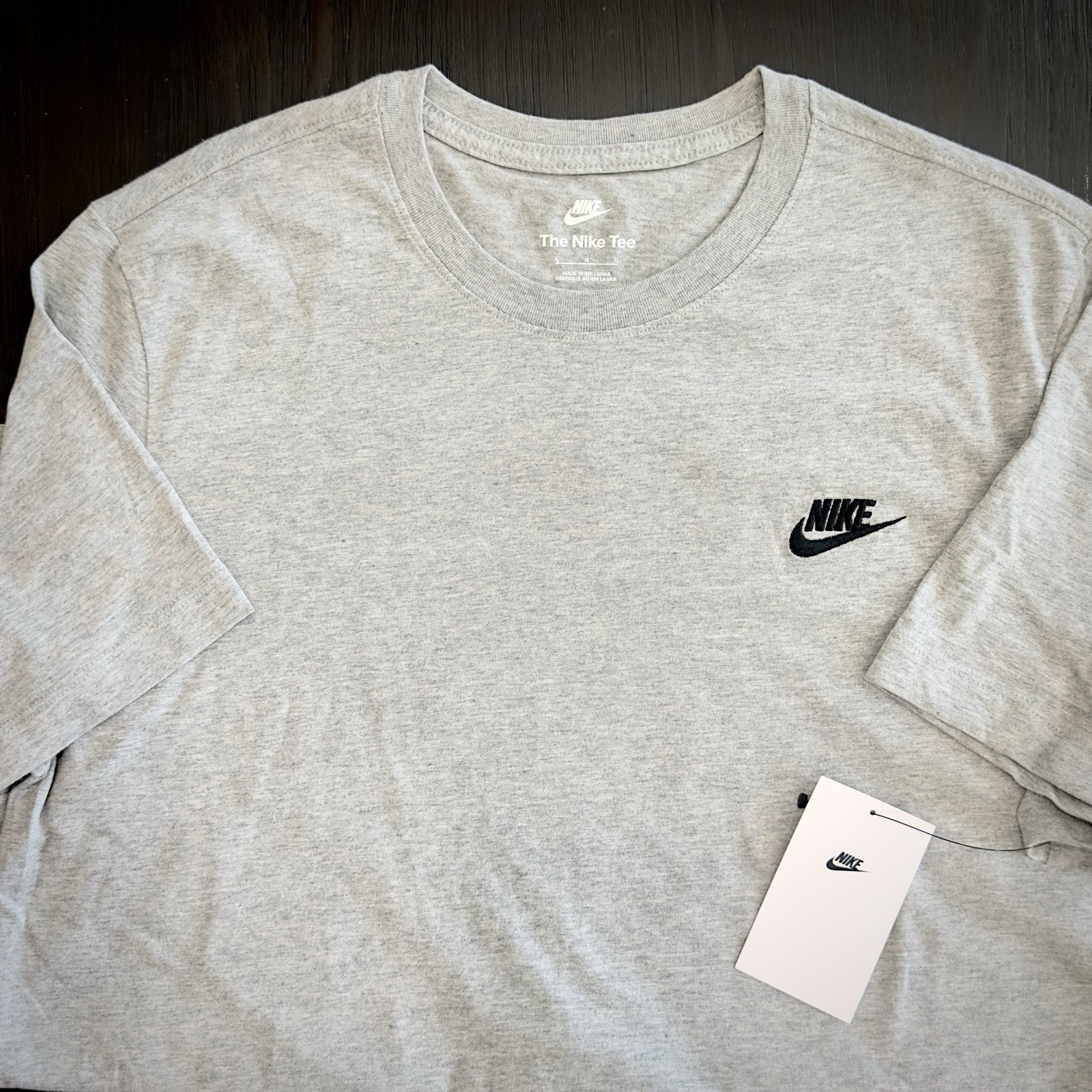 Nike NSW Club Short Sleeve T-Shirt Dark Grey Heather Mens Size L AR4997-064 New gallery