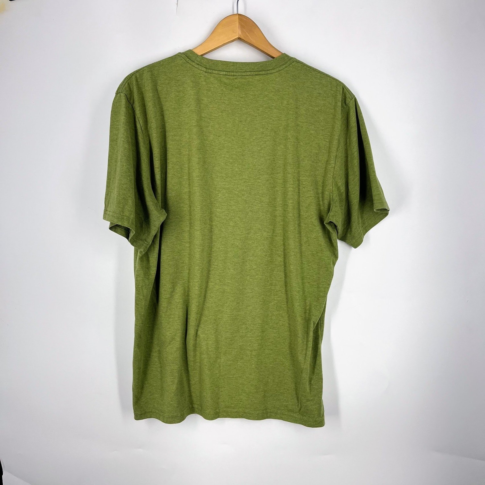 Prana Mens Bear Hug Graphic T-Shirt Short Sleeve Crew Neck Tee Size XL gallery