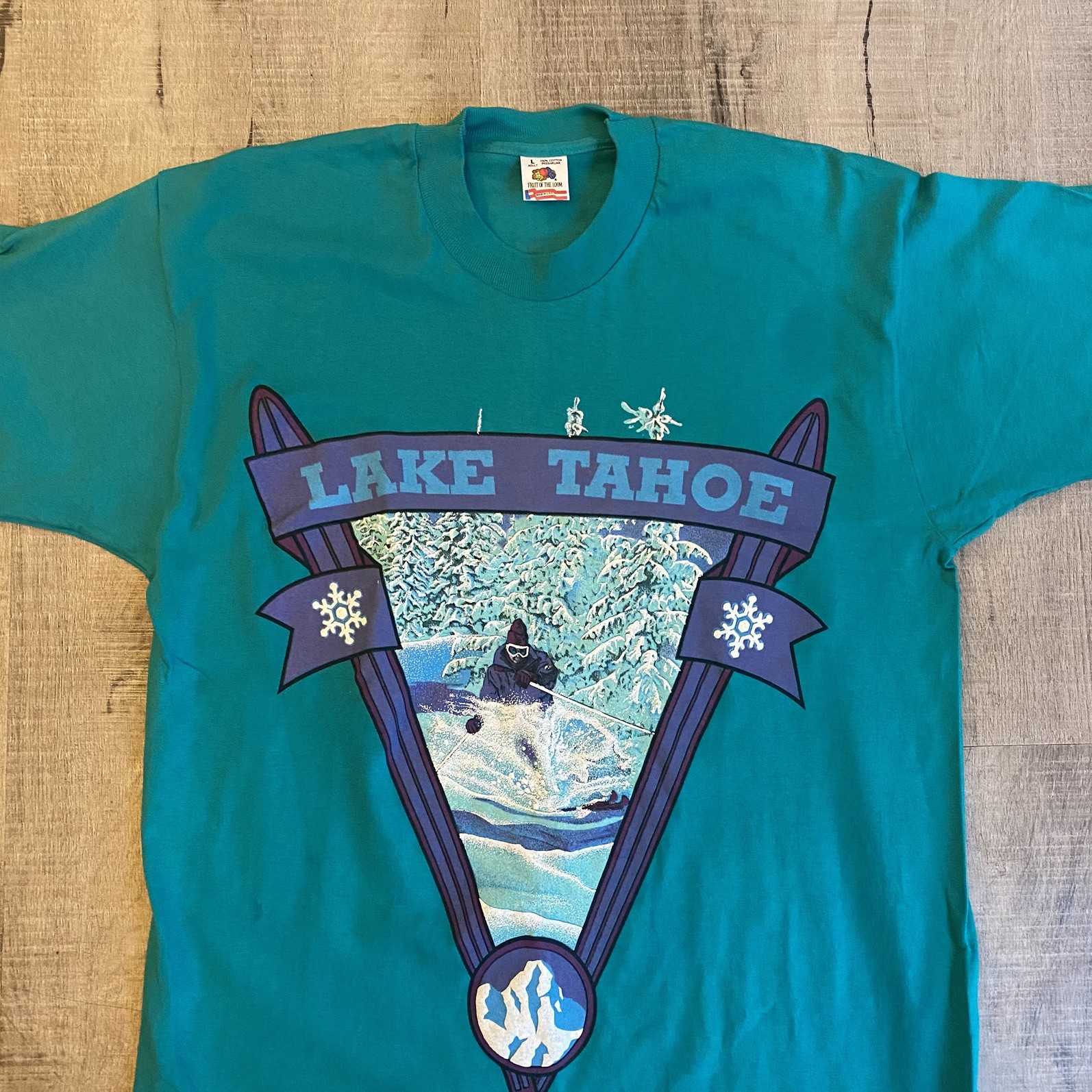 Vintage Lake Tahoe T Shirt Skiing Outdoor Mountains Souvenir USA - XL gallery