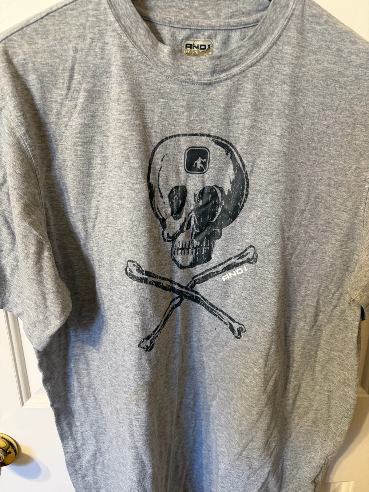Vintage AND 1 Skull “Play At Your Own Risk” double sided gray T-Shirt Men Size L gallery