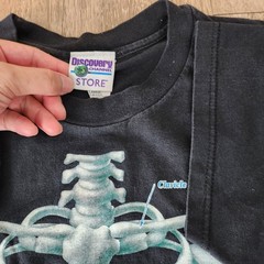Vintage 90s Discovery Channel Skeleton Rib Cage Tshirt Size XL Black