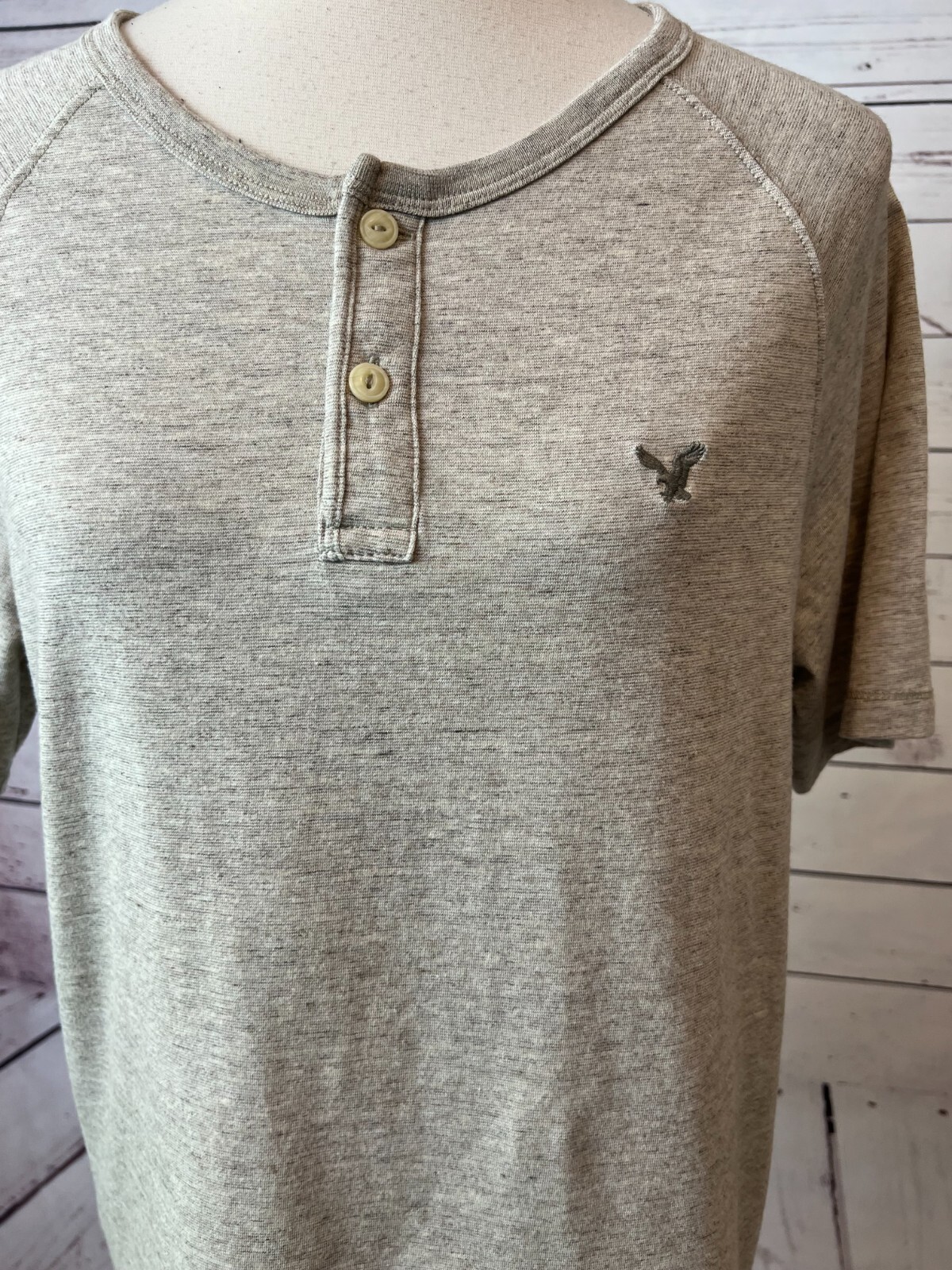 American Eagle Shirt Medium Classic Fit Mens Short sleeve henley Y2K Preppy 80s gallery