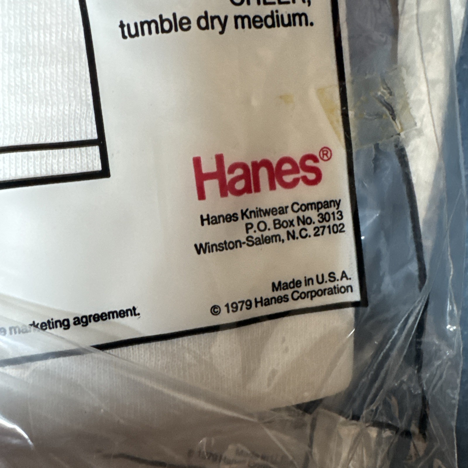 2- NOS 1979 HANES "Deep V" Cotton Men's V-Neck T-Shirt 3 Pack Size Small S 34/36 gallery