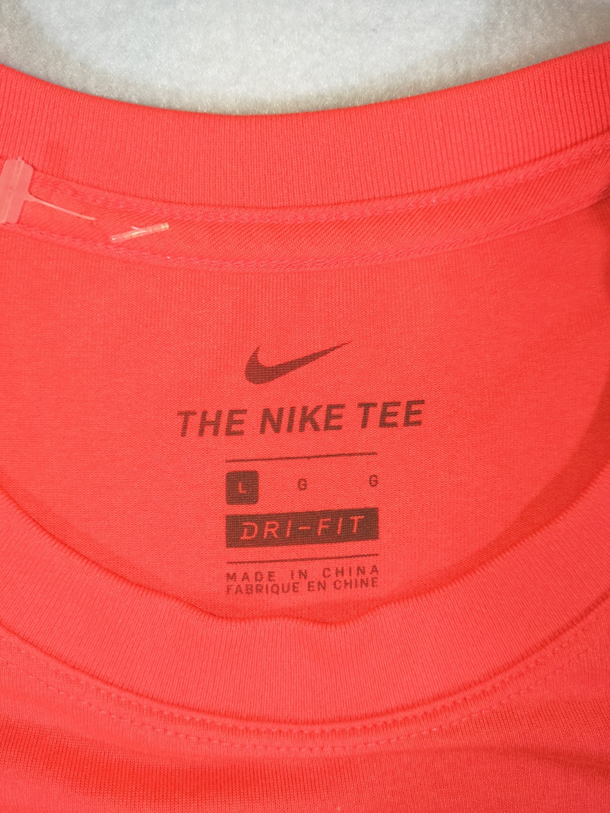 Nike The Nike Tee Men's Dri-FIT Red Crew Neck Short Sleeve T-Shirt L Logo gallery