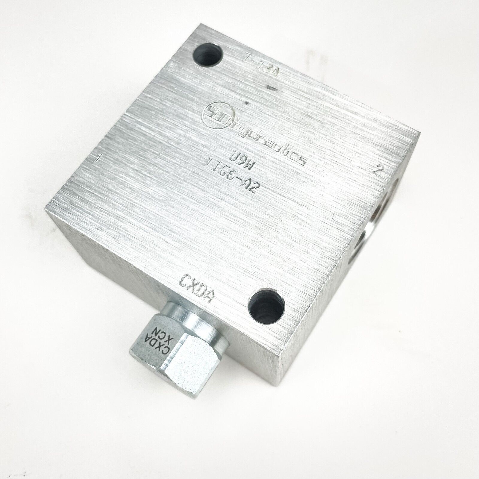 Sun Hydraulics Manifold U9W with Cartridge CXDAXCN 20gpm Cavity size T-13A