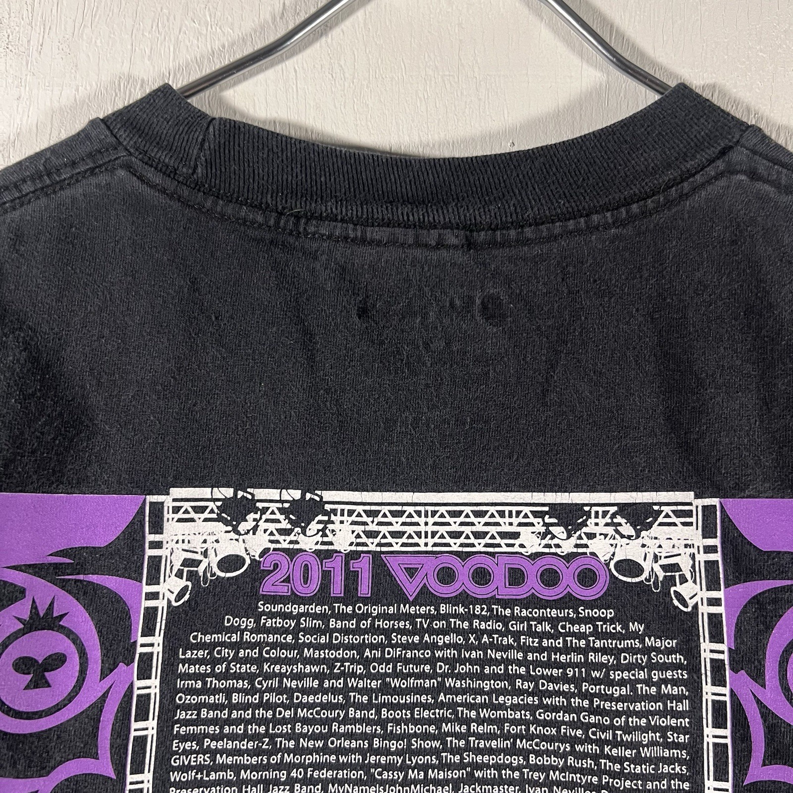 Y2K 2011 Voodoo Fest New Orleans Men's Graphic Band Rap T Shirt Black (Medium) gallery