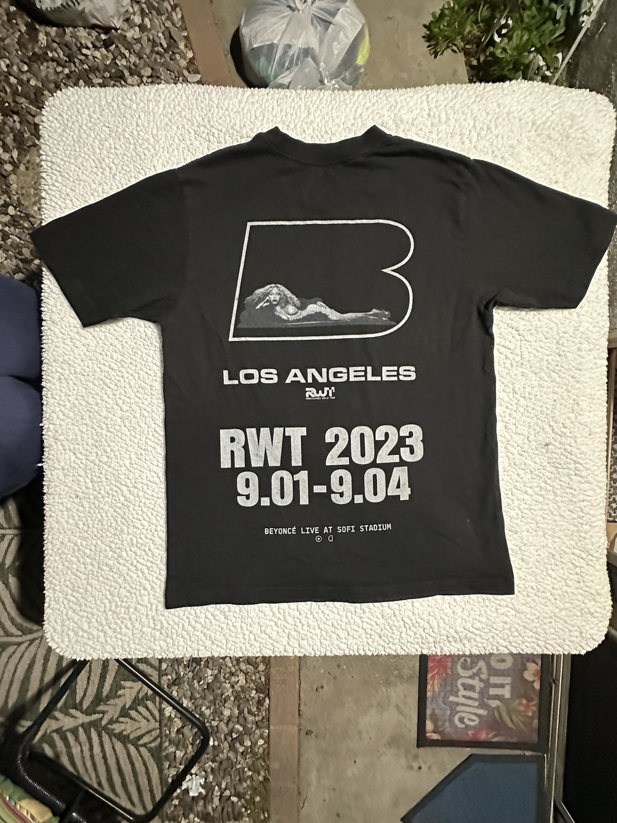 Beyonce 2023 Renaissance World Tour Los Angeles Exclusive Tee Size MEDIUM gallery