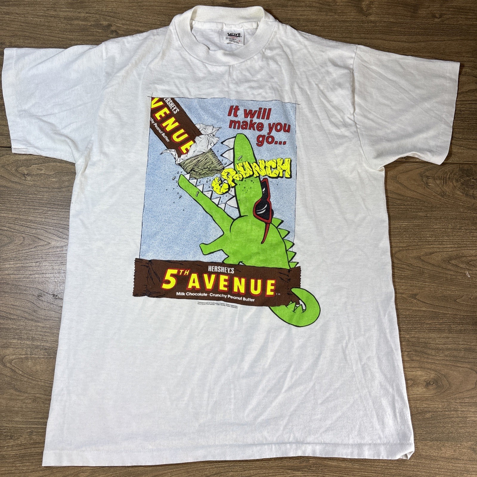 VTG Hershey’s 5th Avenue Shirt Single Stitch Med Candy Bar Graphic Tee 90s USA