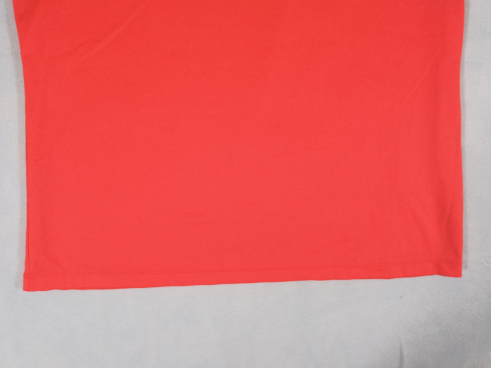 Nike The Nike Tee Men's Dri-FIT Red Crew Neck Short Sleeve T-Shirt L Logo gallery