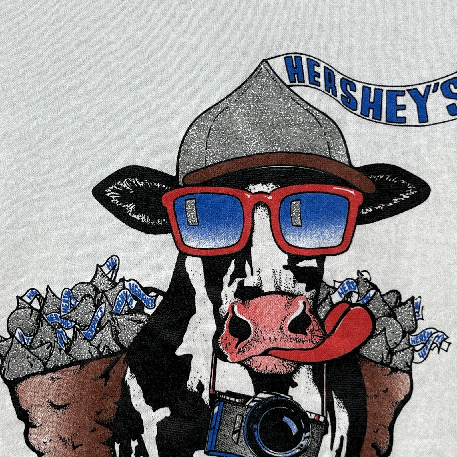 VTG 90s Hersheys Kisses T Shirt Mens Medium White Promo Cow Graphic R Wetzel gallery