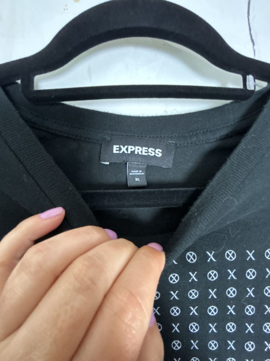 Express Men's Black Graphic Grid Motif Short Sleeve T-Shirt gallery