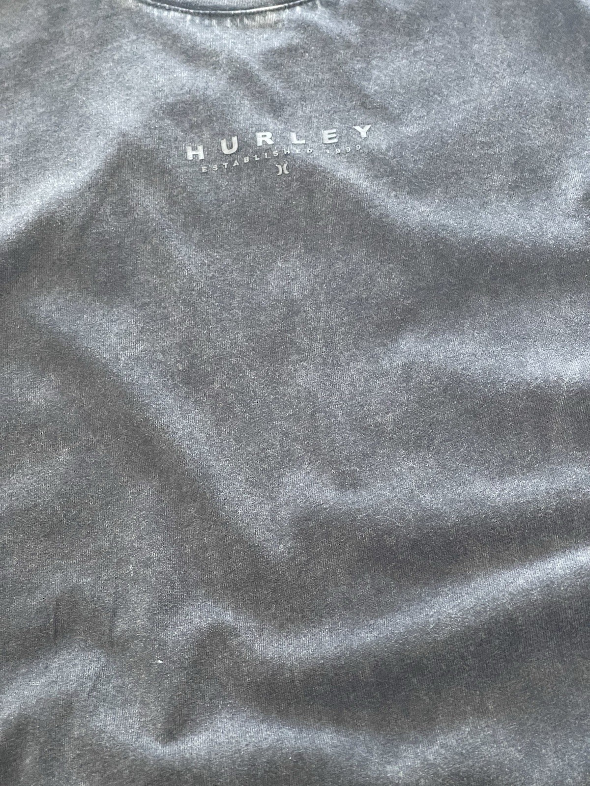 Hurley Men’s Large Black Washed Sleeveless Tank Top Logo Graphic Cotton NWT gallery