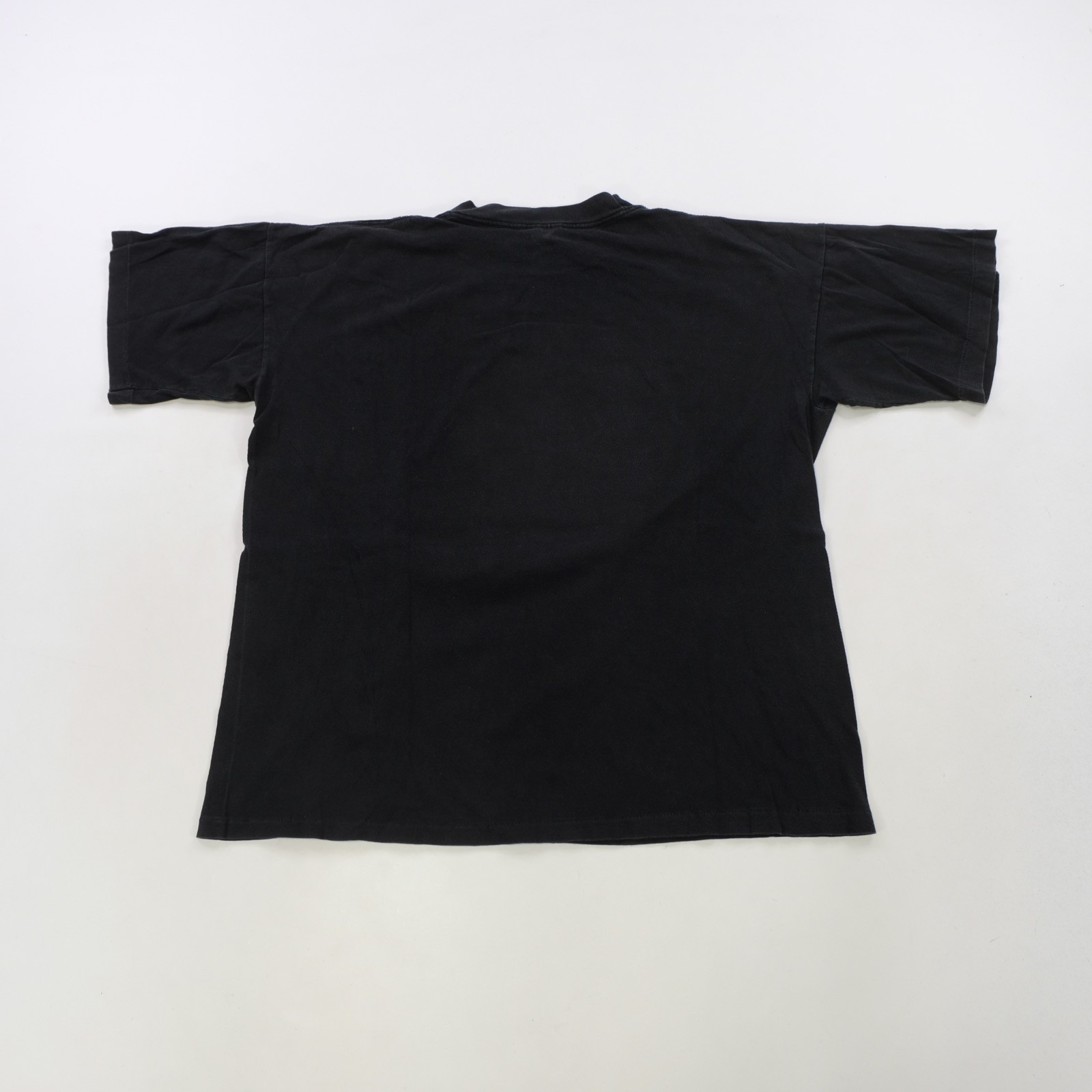 Rare Vintage DIAMOND STAR Indola World Tour 1994 T Shirt 90s Cosmetics Black XL gallery