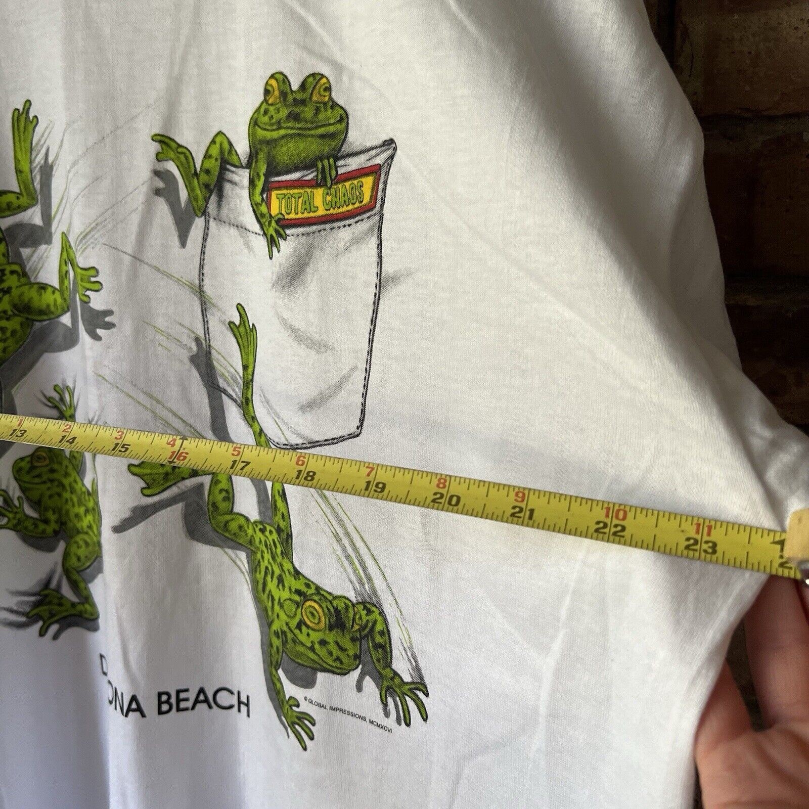 Vintage Y2K Total Chaos Bull Frogs Amphibian Animal Graphic T Shirt XL White gallery