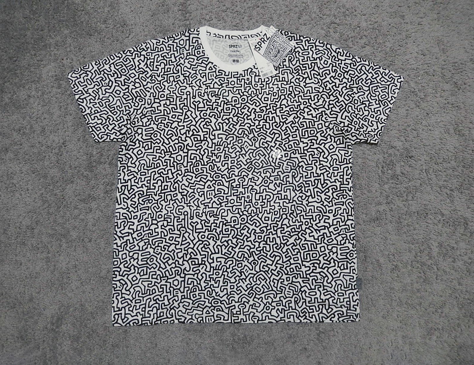 Uniqlo x Keith Haring MoMA SPRZ NY white black men’s AOP t-shirt XL street art