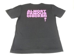 LOVE BIRD ALMOST FAMOUS CHICKEN LARGE BLACK T-SHIRT K828 (SPOT SEE PIC)
