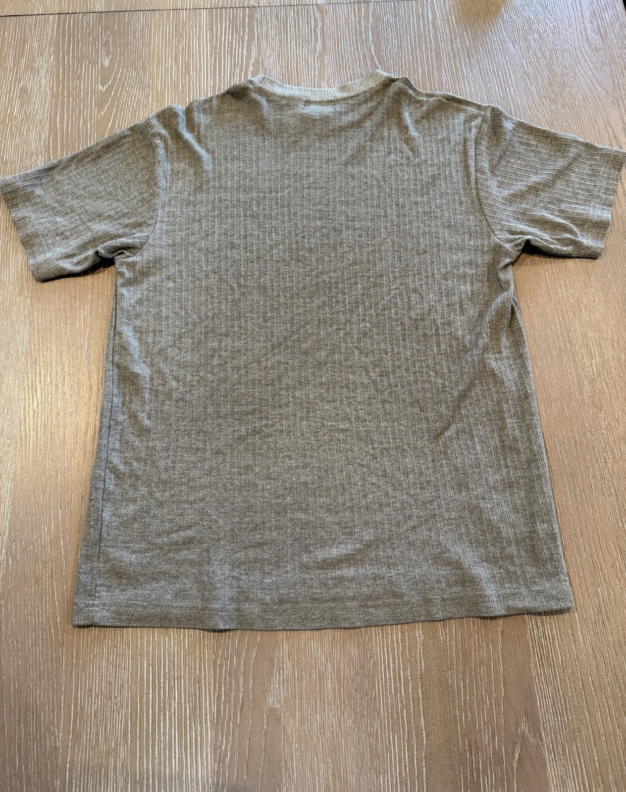 Claiborne Men's Ribbed Moss Gray T-Shirt Medium gallery