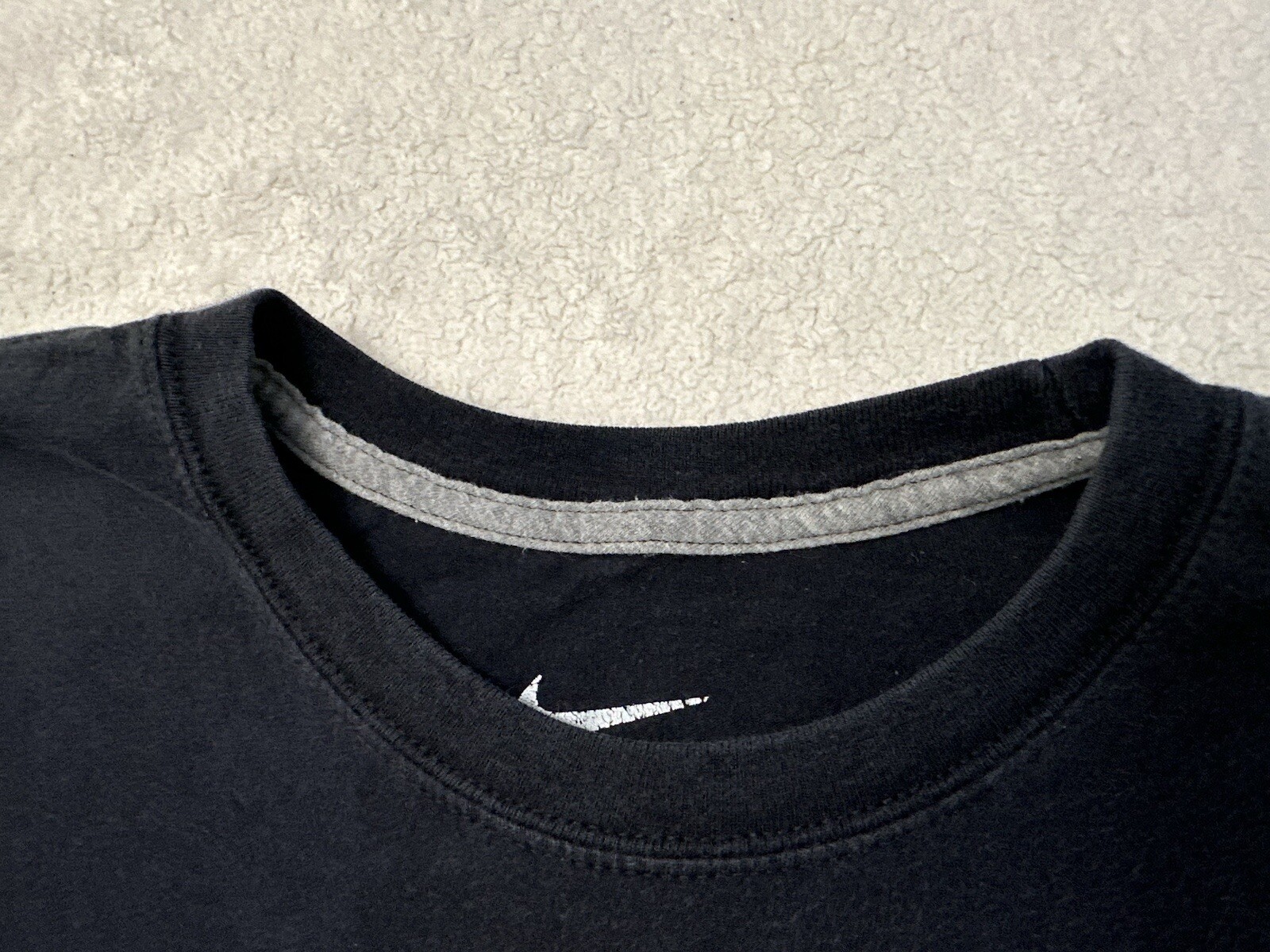 Vintage Y2K 2013 Nike Doernbecher Cancer Awareness Basketball Event T-Shirt, S gallery