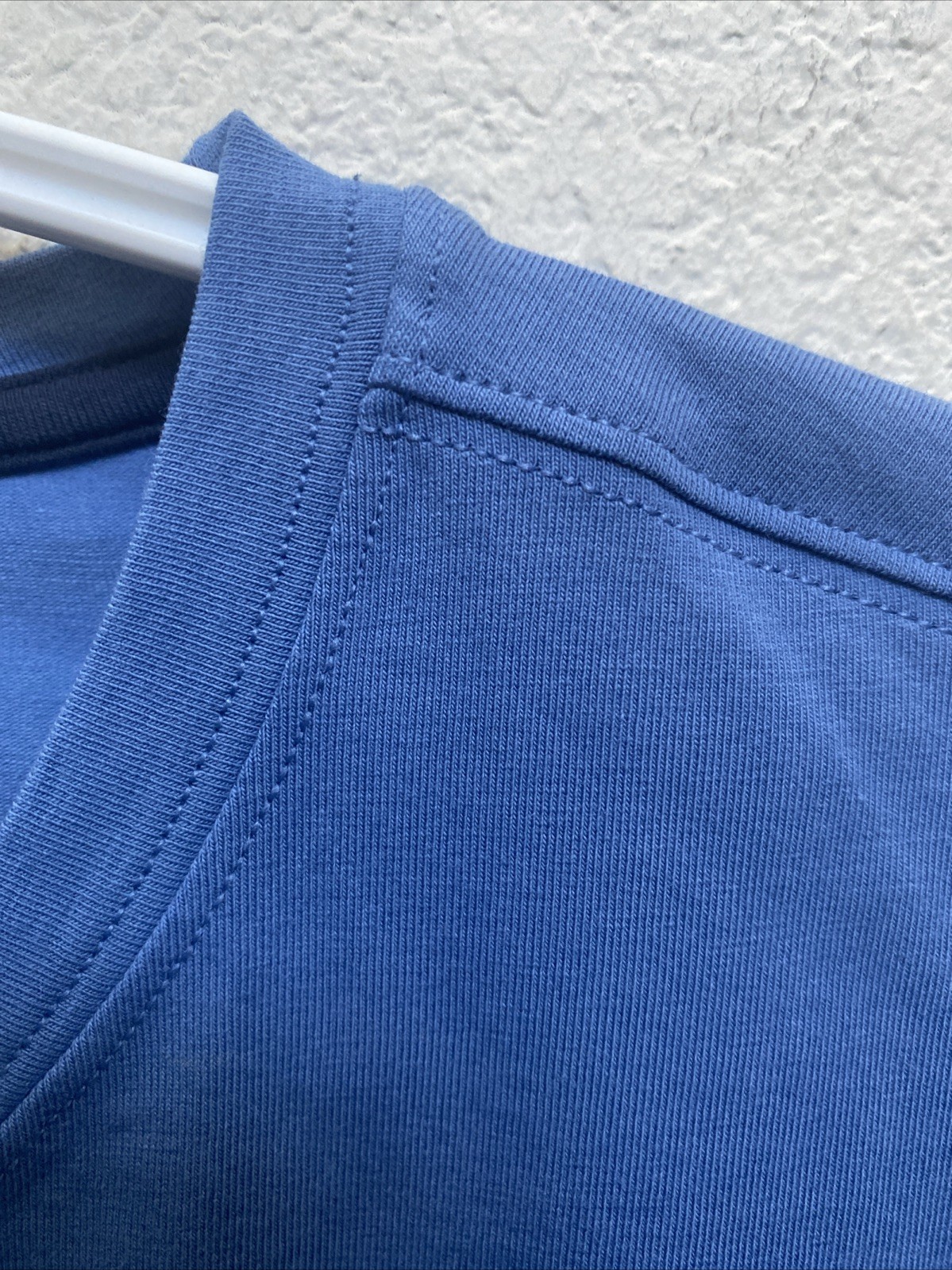 NEW Tommy Bahama Blue T-Shirt Cotton Spandex NWT $36 Medium gallery