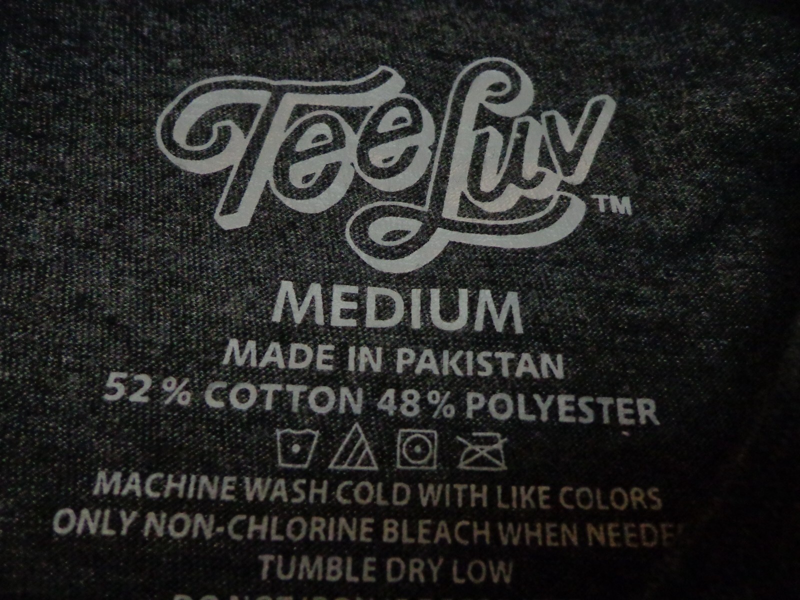 Andy Warhol Theme Campbell’s Soup Can T-Shirt Tee Luv Size Medium gallery